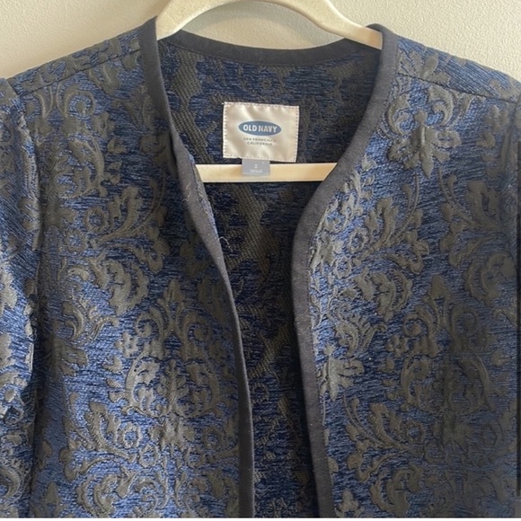 Old Navy Open Front Jacquard Print Navy Black Blazer NWT
Sz Small - Picture 3 of 9